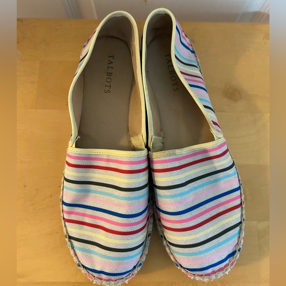 Talbots cute espadrille flats, 9M